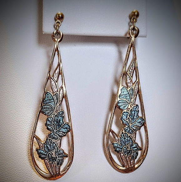 Vintage Fish and Crown Post Earrings - Picture 1 of 7